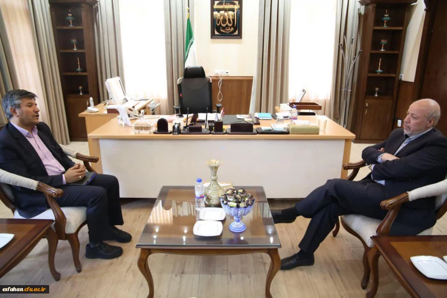 دانشگاه فرهنگیان هیئت اندیشه ورز و مکمل آموزش و پرورش است