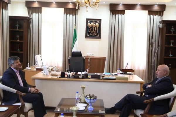 استقلال و رسالت دانشگاه باید حفظ شود