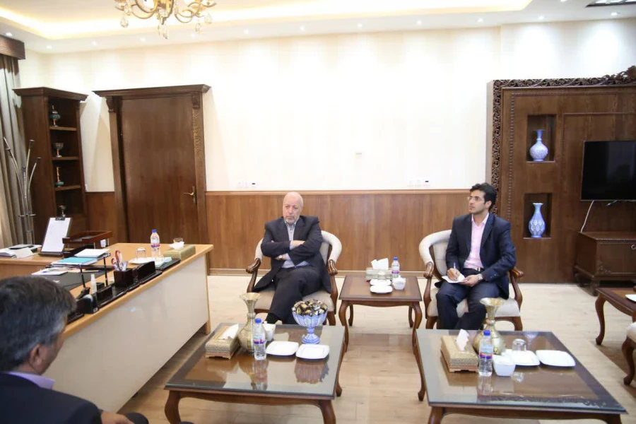 استقلال و رسالت دانشگاه باید حفظ شود