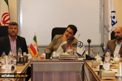 در دانشگاه فرهنگیان استان اصفهان انجام شد:

نشست معاون آموزشی و تحصیلات تکمیلی دانشگاه فرهنگیان با مسئولین و عوامل حوزه آموزش