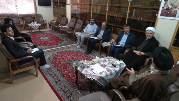 دانشگاه فرهنگیان معلمانی متعهد و انقلابی تربیت کند