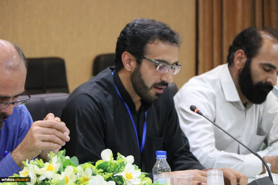 نشست مدیر کل و مسئولین حوزه فرهنگی دانشگاه با کارشناسان فرهنگی و اجتماعی