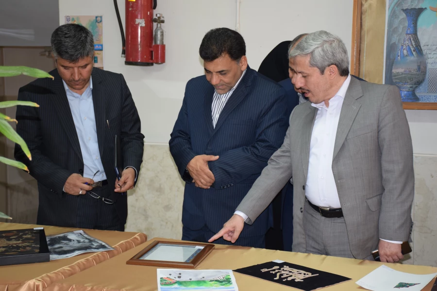 راهبرد دانشگاه فرهنگیان نگاه همه جانبه به تربیت است