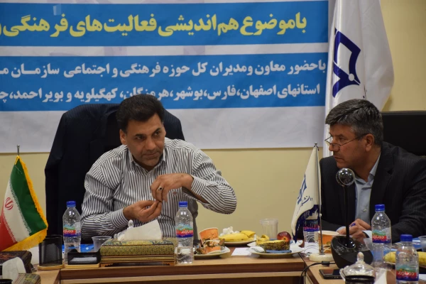 نهضت فرهنگی یعنی اقدام در صحنه، یعنی اقدام در صف مقدم