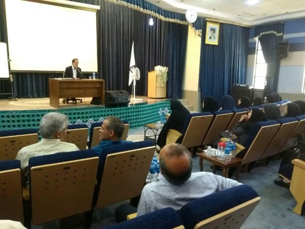 دوره ضیافت اندیشه  اساتید دانشگاه فرهنگیان اصفهان