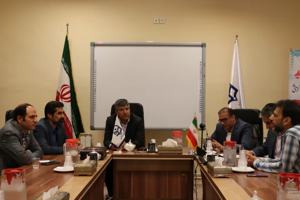 نشست مشترک مسئولین دانشگاه فرهنگیان و اداره کل آموزش و پرورش استان اصفهان