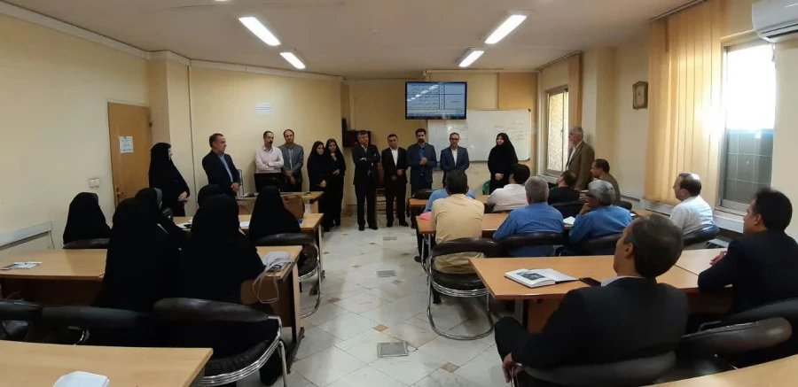 برگزاری کارگاه آموزشی ( علمی - عملی ) مصاحبه گران متقاضیان ورود به دانشگاه فرهنگیان