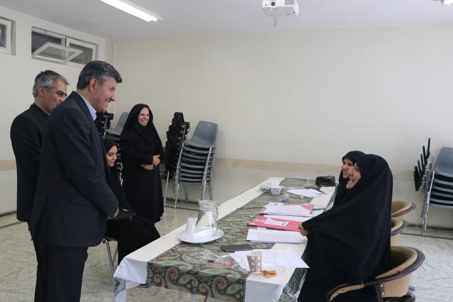 بازدید رییس و معاونان دانشگاه فرهنگیان اصفهان از روند مصاحبه داوطلبان