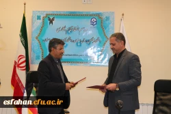 تفاهم همکاری بین دانشگاه فرهنگیان و دانشگاه آزاد اسلامی استان اصفهان