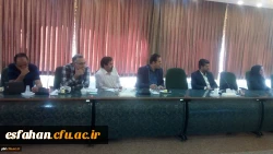 نشست مشترک مسئولین و مدیران گروه های آموزشی پردیس و مسئولین انجمن های علمی معلمان استان اصفهان