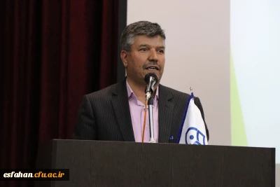 دکتر شهرام عروف زاد در آیین استقبال از نودانشجومعلمان دانشگاه فرهنگیان استان اصفهان عنوان کرد:

پیشتازی اصفهان در به روزرسانی محتوای درسی دانشگاه فرهنگیان