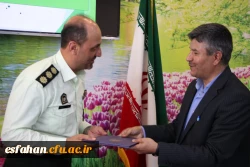 انعقاد تفاهم همکاری بین دانشگاه فرهنگیان استان اصفهان و نیروی انتظامی استان 