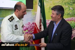 انعقاد تفاهم همکاری بین دانشگاه فرهنگیان استان اصفهان و نیروی انتظامی استان 