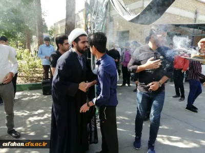 در پردیس شهید باهنر اصفهان انجام شد:

مراسم اعزام و بدرقه کاروان دانشجویان زائر اربعین حسینی