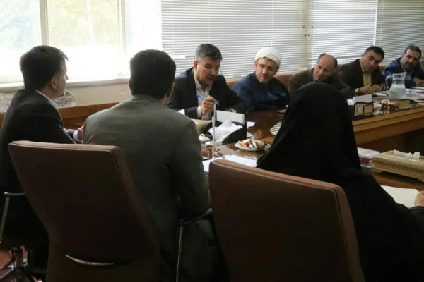 نشست مشترک مدیریت و مسئولین دانشگاه فرهنگیان استان اصفهان با مدیرکل و مسئولین آموزش و پرورش استان