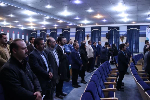 دولت باید الزامات حقوقی روابط عمومی را تبیین کند