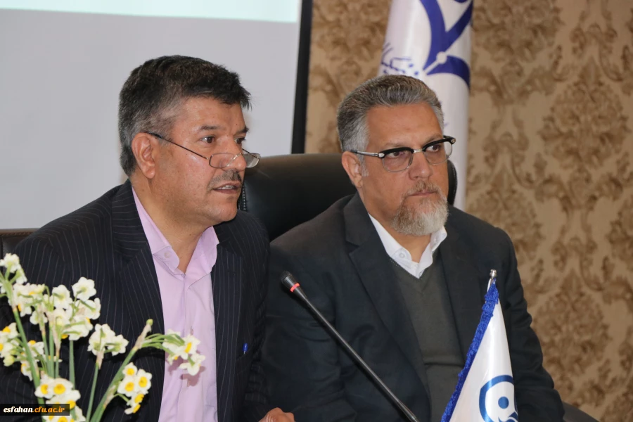 نشست تعاملی معاون نظارت، ارزیابی و تضمین کیفیت دانشگاه با کارکنان هیئت علمی و غیر هیئت علمی دانشگاه فرهنگیان استان اصفهان