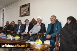 تقدیر از ایثارگران و خانواده معظم شهدای دانشگاه فرهنگیان استان اصفهان