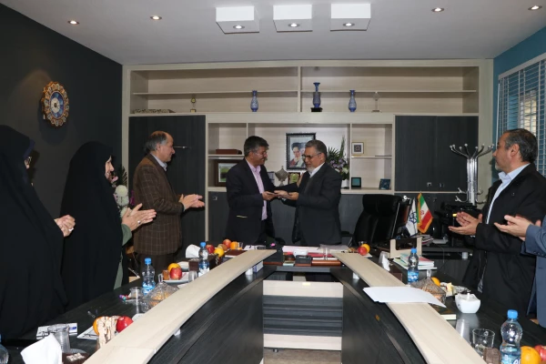 تقدیر از مدیریت امور پردیس های دانشگاه فرهنگیان استان اصفهان