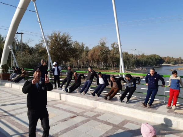 همایش پیاده روی خانوادگی دانشگاه فرهنگیان استان اصفهان