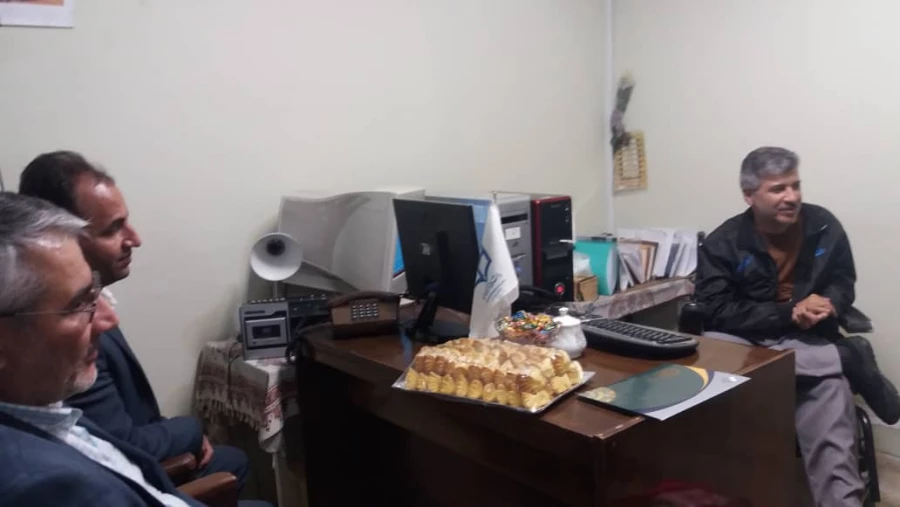 تقدیر و تجلیل از کارمند دارای معلولیت دانشگاه فرهنگیان استان اصفهان