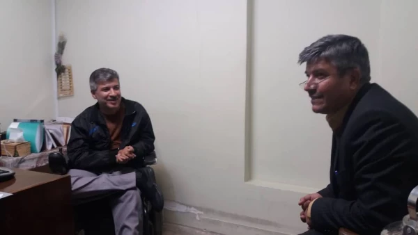 تقدیر و تجلیل از کارمند دارای معلولیت دانشگاه فرهنگیان استان اصفهان