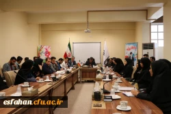 نشست ریاست دانشگاه با اعضای شورای صنفی دانشجویان و مدیرمسئولان نشریات دانشجویی