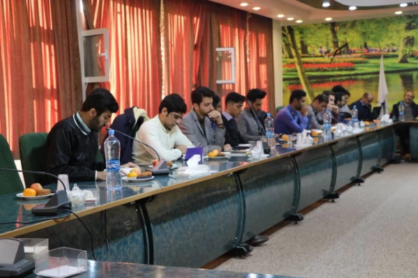 نشست ریاست دانشگاه با اعضای شورای صنفی دانشجویان و مدیرمسئولان نشریات دانشجویی