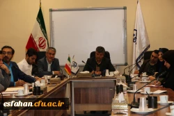 نشست ریاست دانشگاه با اعضای شورای صنفی دانشجویان و مدیرمسئولان نشریات دانشجویی