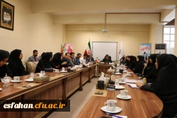 نشست ریاست دانشگاه با اعضای شورای صنفی دانشجویان و مدیرمسئولان نشریات دانشجویی