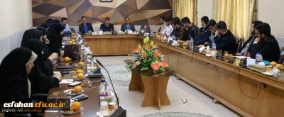 به مناسبت روز دانشجو انجام شد:

نشست ریاست دانشگاه فرهنگیان استان اصفهان با تشکل های دانشجویی 