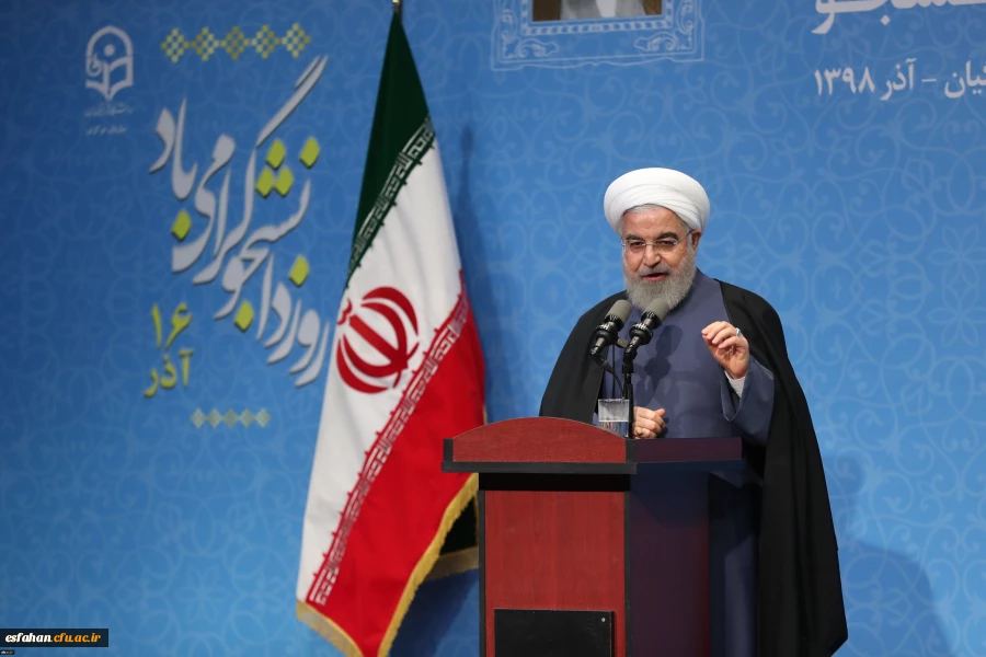 رئیس جمهور در جمع دانشجویان دانشگاه فرهنگیان : نقد دانشجو باید بی محابا و در عین حال با محتوا باشد