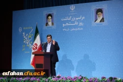 رئیس جمهور در جمع دانشجویان دانشگاه فرهنگیان : نقد دانشجو باید بی محابا و در عین حال با محتوا باشد