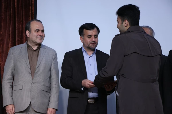 هشتمین جشنواره پژوهش و فناوری دانشگاه فرهنگیان استان اصفهان