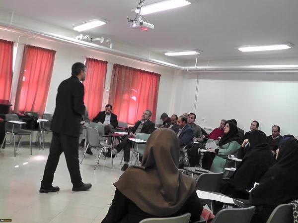 دوره آموزشی بازآموزی مدرسان کارورزی دانشگاه فرهنگیان استان اصفهان