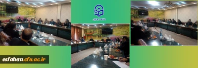 به مناسبت گرامیداشت حماسه 9 دی در پردیس شهید باهنر اصفهان برگزار گردید:

گردهمایی بسیج اساتید دانشگاه های و مراکز آموزش عالی استان اصفهان