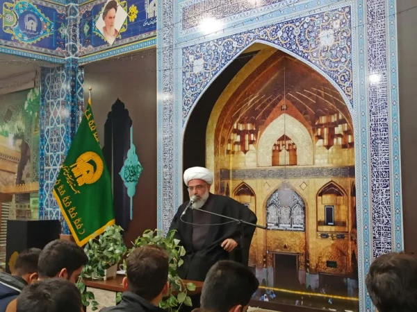 با توسل به امام رئوف و خودسازی برای ادامه مسیر خود آماده شوید