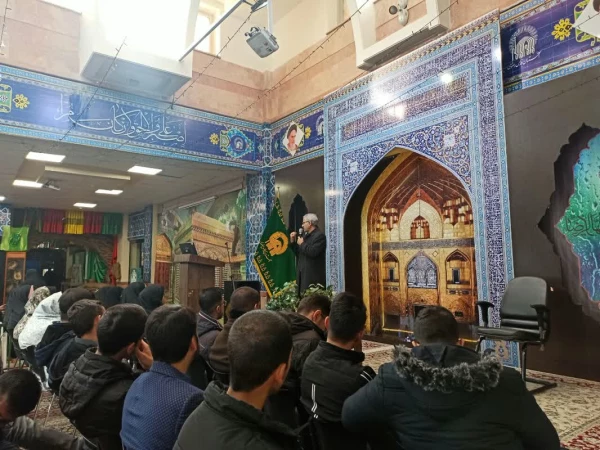 با توسل به امام رئوف و خودسازی برای ادامه مسیر خود آماده شوید