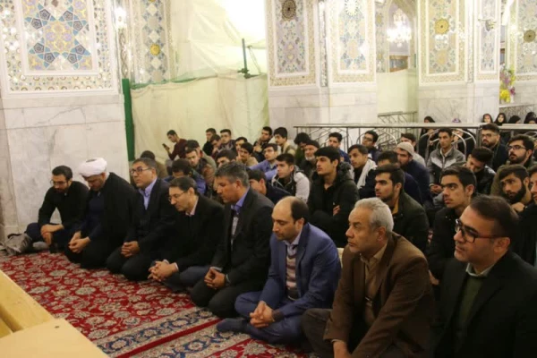 معلمی کار اتفاق نیست کار توفیق است