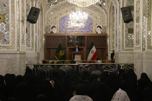 معلمی کار اتفاق نیست کار توفیق است