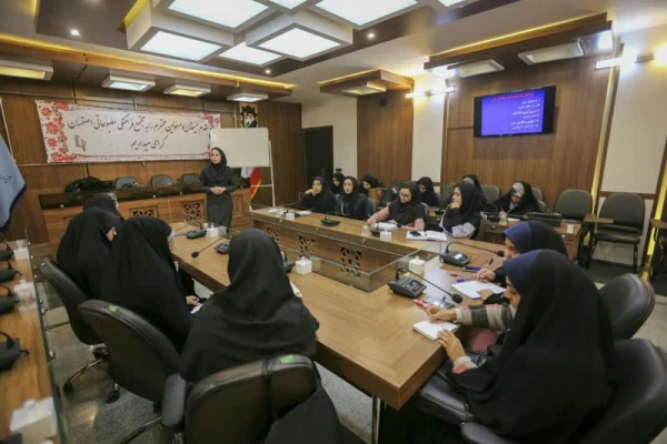 کارگاه آموزشی نشریات دانشجویی دانشگاه فرهنگیان استان اصفهان 8