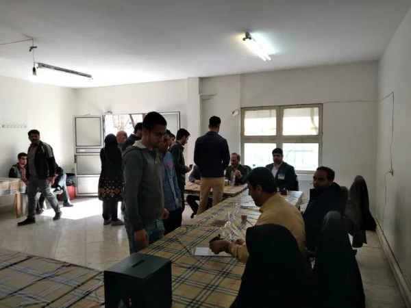 حضور پرشور دانشگاهیان دانشگاه فرهنگیان استان اصفهان در انتخابات مجلس یازدهم