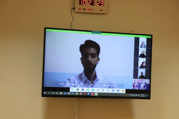 جلسه مجازی رئیس دانشگاه فرهنگیان اصفهان با دبیران شورای صنفی پردیس ها و مراکز برگزار شد 4