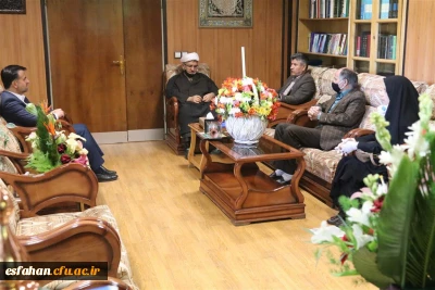 به مناسبت ایام بزرگداشت مقام معلم صورت پذیرفت:

دیدار رئیس دانشگاه فرهنگیان استان اصفهان با مدیرکل آموزش و پرورش استان