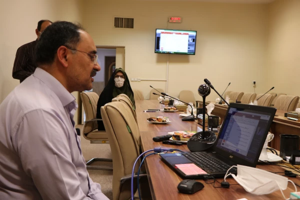 جلسه آموزش مجازی نیروهای خدماتی پردیس ها و مراکز در خصوص مقابله با کرونا 6