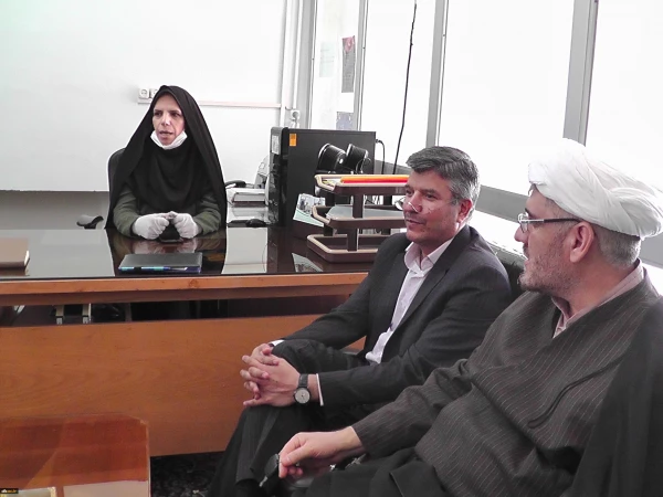 بازدید مدیریت استانی و مسئول نهاد نمایندگی مقام معظم رهبری از پردیس حضرت فاطمه زهرا(س)  اصفهان 10