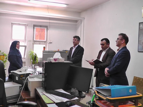 بازدید مدیریت استانی و مسئول نهاد نمایندگی مقام معظم رهبری از پردیس حضرت فاطمه زهرا(س)  اصفهان 11