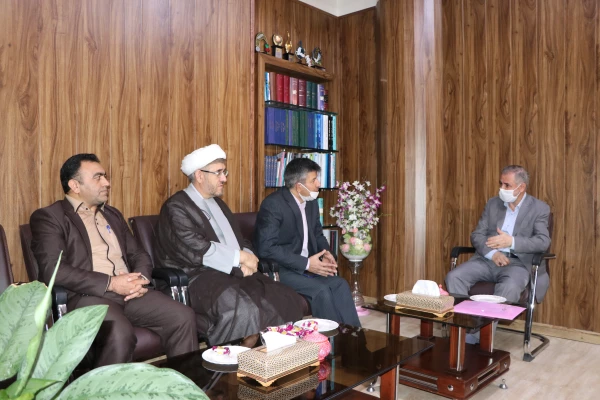 دیدار مسئولین دانشگاه فرهنگیان استان اصفهان با رئیس کل دادگستری استان 3