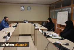 نشست مسئولین دانشگاه فرهنگیان استان اصفهان و مدیریت حوزه علمیه خواهران استان 4