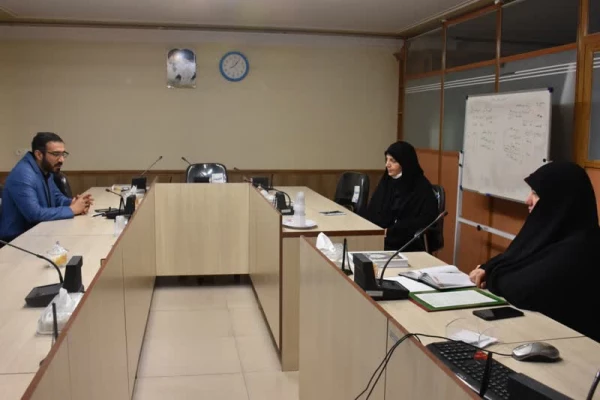 نشست مسئولین دانشگاه فرهنگیان استان اصفهان و مدیریت حوزه علمیه خواهران استان 4